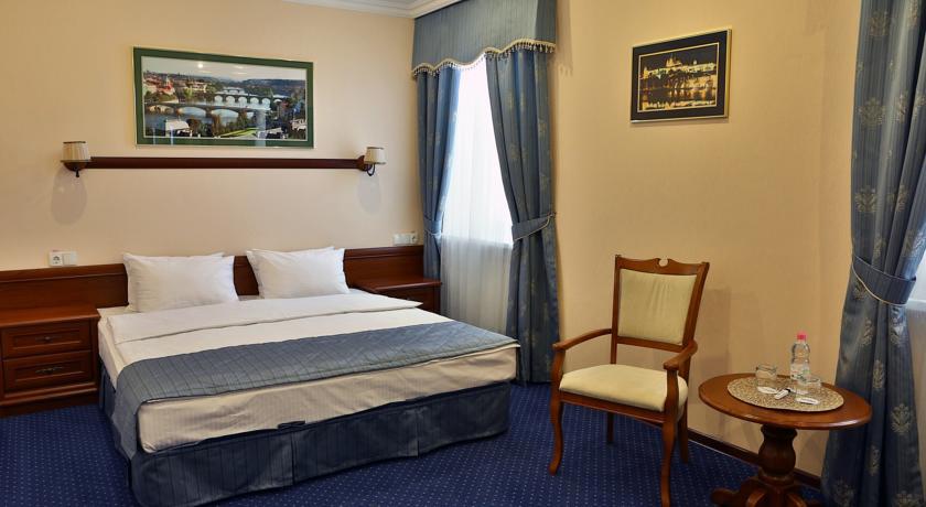 Hotel Ukraine Rivne Room photo