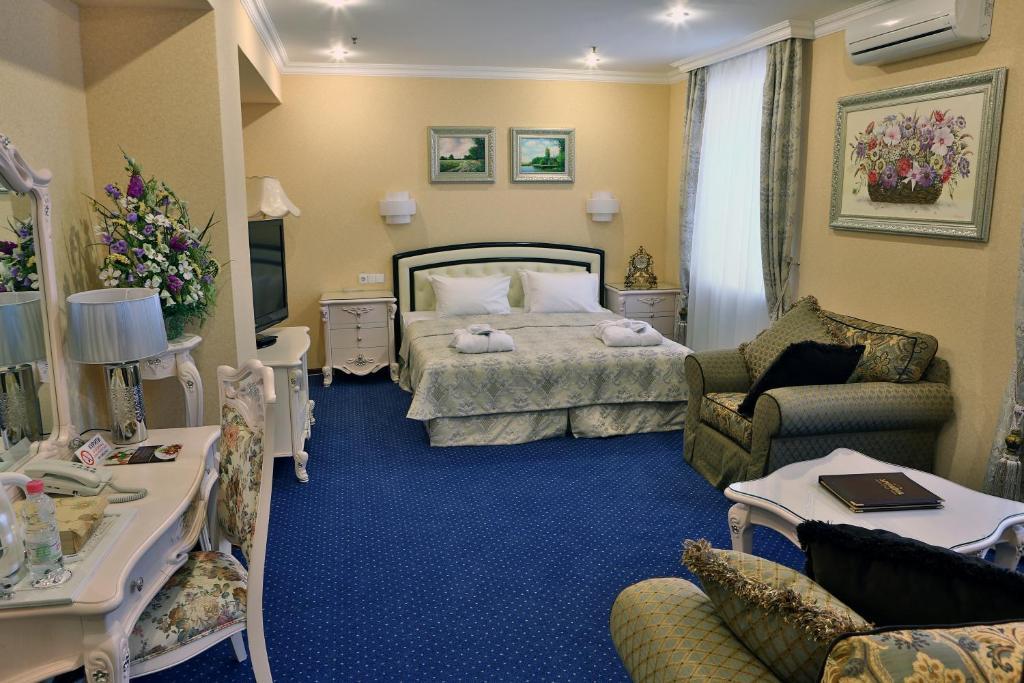 Hotel Ukraine Rivne Room photo